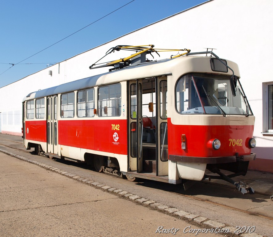 Прага, Tatra T3SUCS № 7042