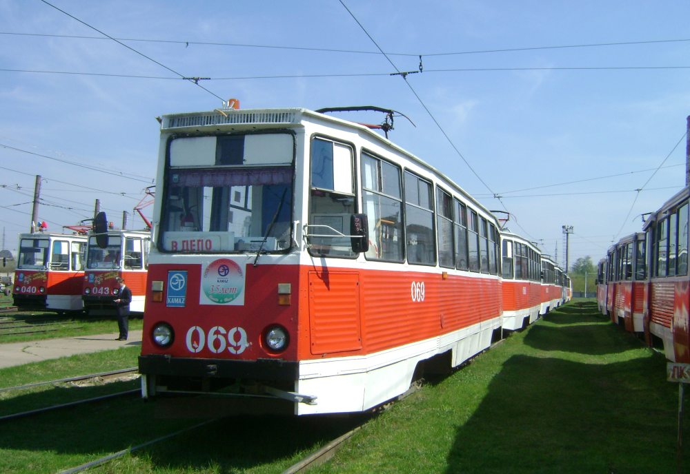 Набережные Челны, 71-605 (КТМ-5М3) № 069; Набережные Челны, 71-605 (КТМ-5М3) № 066