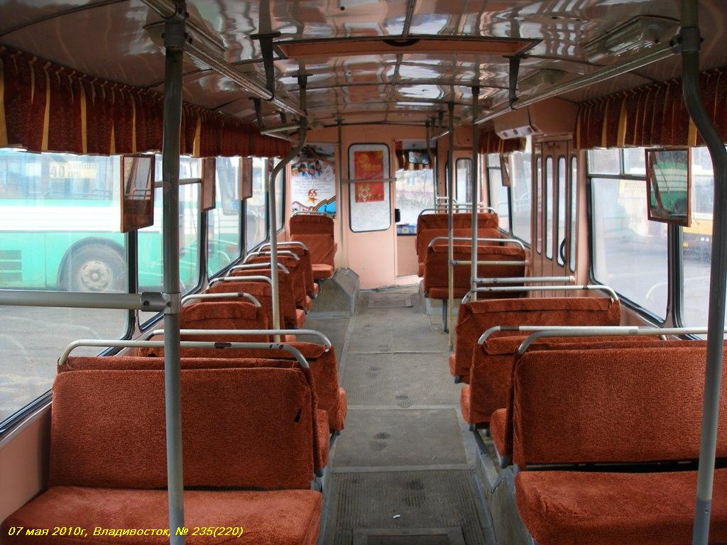 Владивосток, ЗиУ-682Г [Г00] № 235