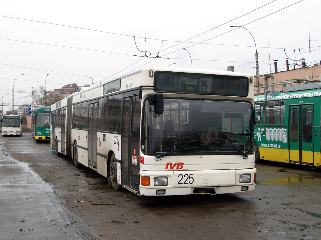 Vologda, Gräf & Stift J09 NGE152 č. 225