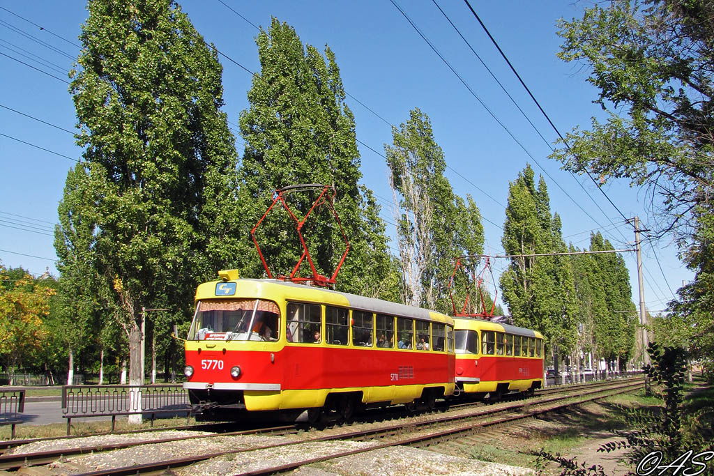 Волгоград, Tatra T3SU № 5770; Волгоград, Tatra T3SU № 5769