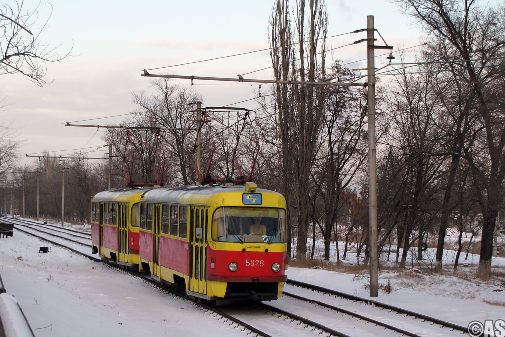 Wołgograd, Tatra T3SU Nr 5828; Wołgograd, Tatra T3SU Nr 5829