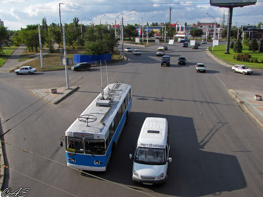 Волгоград, ЗиУ-682Г [Г00] № 1184; Волгоград — Троллейбусные линии: [1 и 4] Центральная сеть
