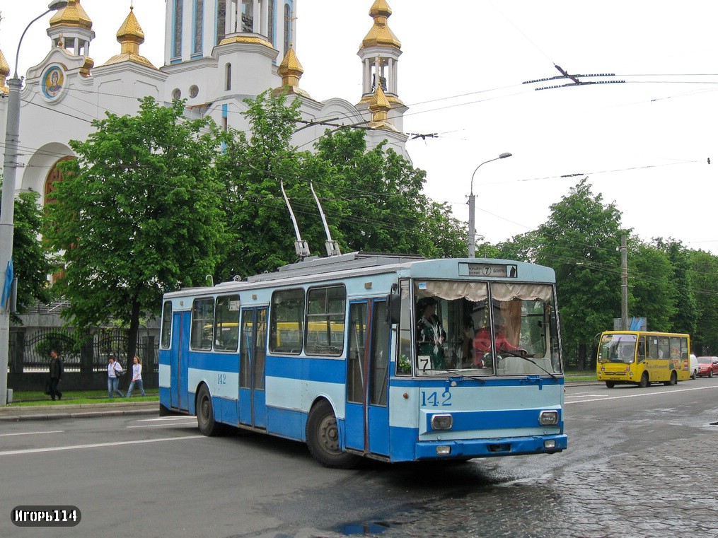 Ровно, Škoda 14Tr05 № 142; Ровно — Троллейбусное движение 9 мая 2010 года