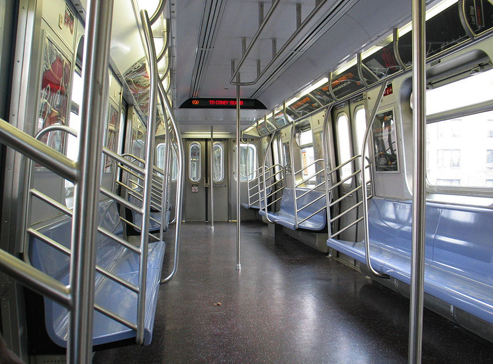 Нью-Йорк — Метрополитен — Неопознанные вагоны