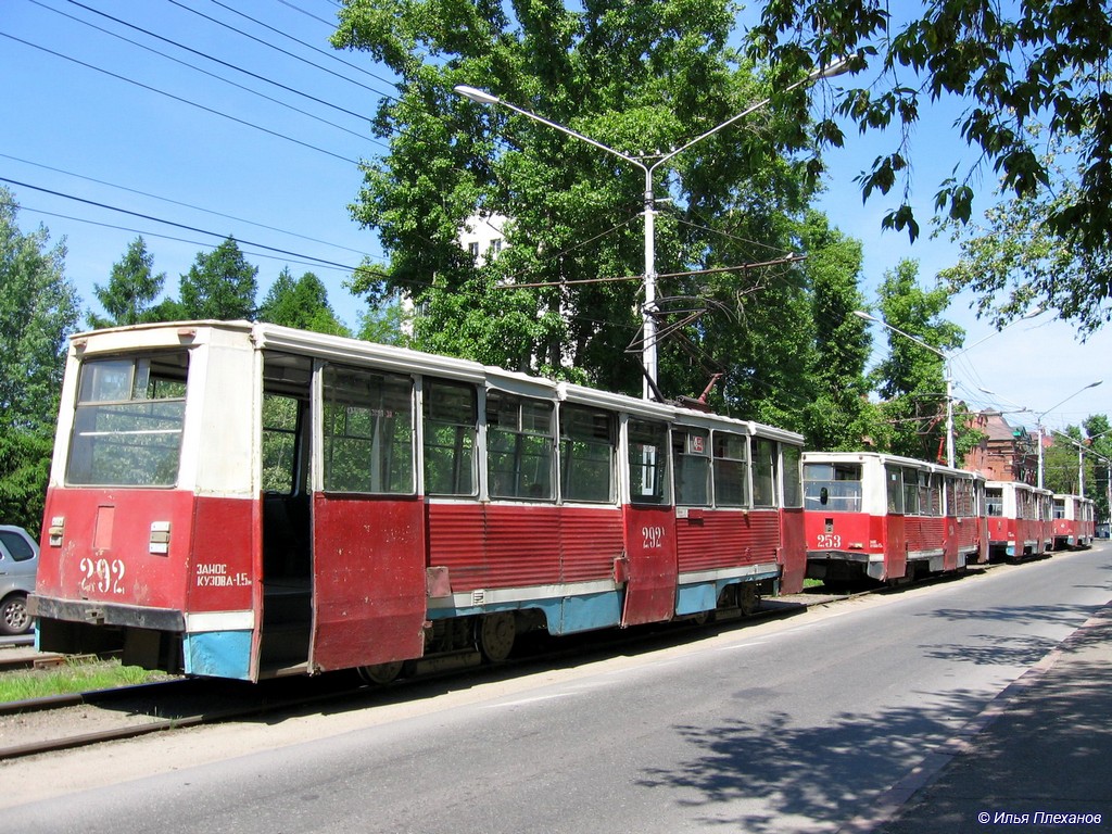 Томск, 71-605 (КТМ-5М3) № 292; Томск, 71-605 (КТМ-5М3) № 253