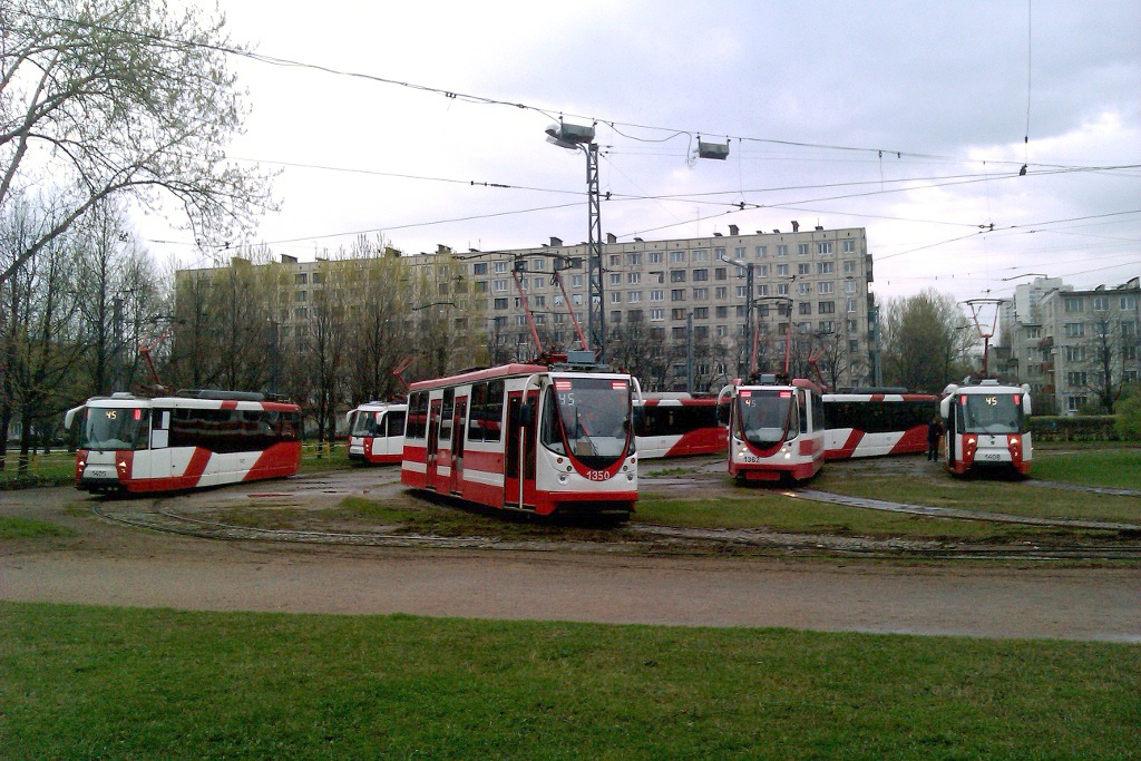 Санкт-Петербург, 71-153 (ЛМ-2008) № 1405; Санкт-Петербург, 71-134А (ЛМ-99АВН) № 1350; Санкт-Петербург, 71-134А (ЛМ-99АВН) № 1362; Санкт-Петербург, 71-153 (ЛМ-2008) № 1408 Санкт-Петербург, 71-153 (ЛМ-2008) № 1405; Санкт-Петербург, 71-134А (ЛМ-99АВН) № 1350; Санкт-Петербург, 71-134А (ЛМ-99АВН) № 1362; Санкт-Петербург, 71-153 (ЛМ-2008) № 1408