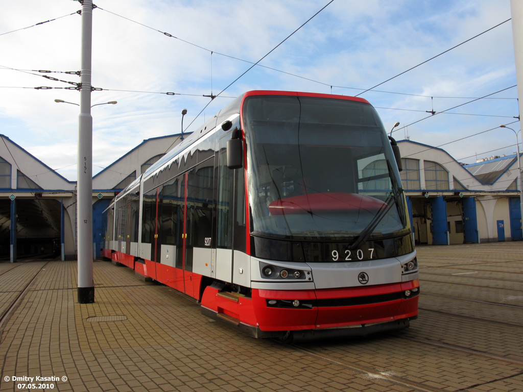 Прага, Škoda 15T1A ForCity Alfa Praha № 9207