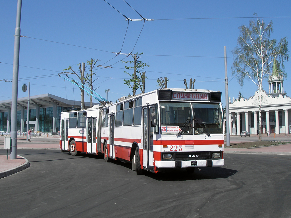 Харьков, DAC-217E № 223; Харьков — Транспортовка 03.05.2010 — поездка на троллейбусе DAC-217E к 71-летию Харьковского троллейбуса