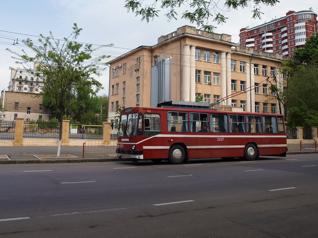 Одесса, ЮМЗ Т2 № 2037