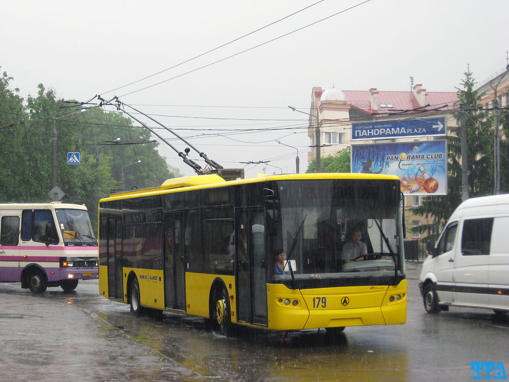 Ивано-Франковск, ЛАЗ E183D1 № 179