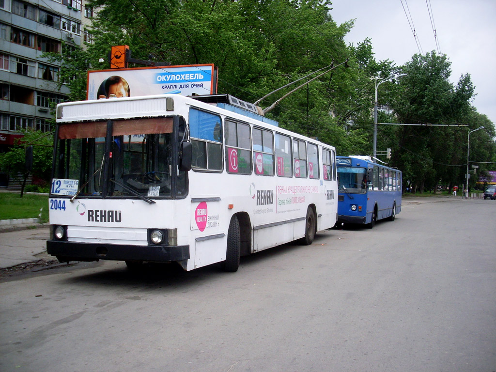 Dnipro, YMZ T1R (Т2P) N°. 2044