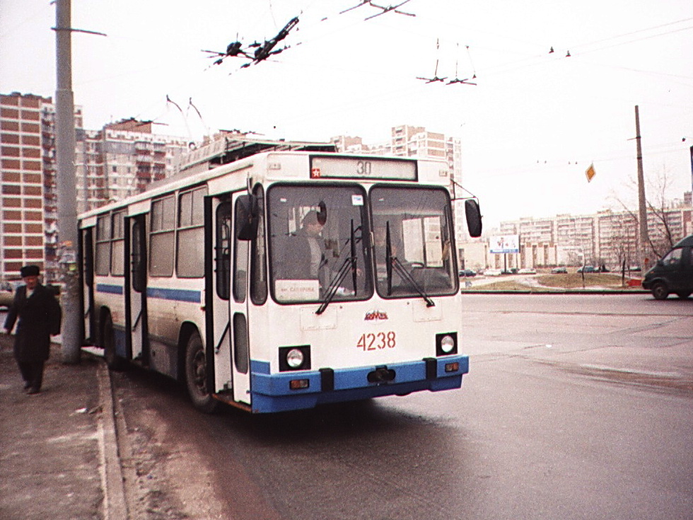 Kiev, YMZ T2 Nr. 4238
