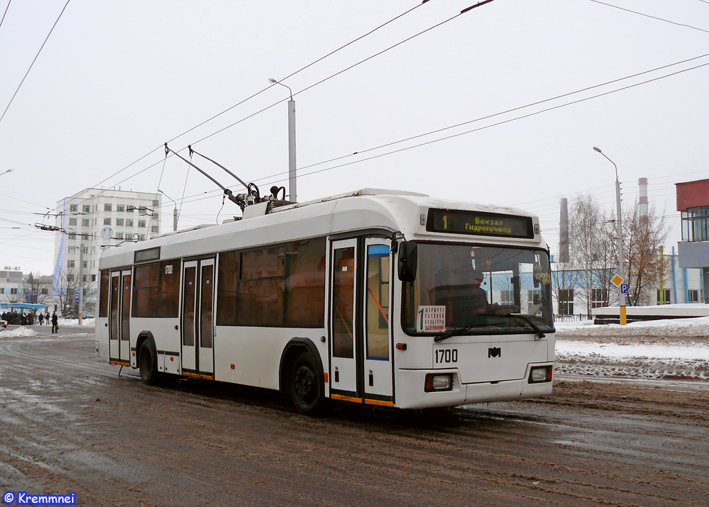 Гомель, БКМ 32102 № 1700