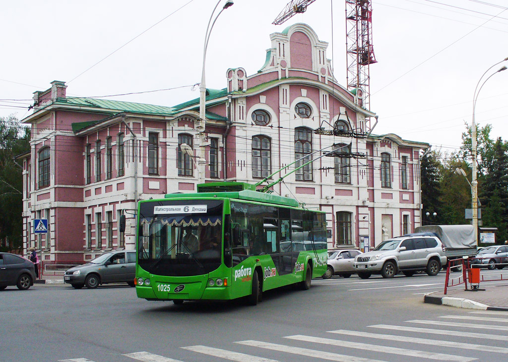 Tambov, VMZ-5298.01 “Avangard” — 1025