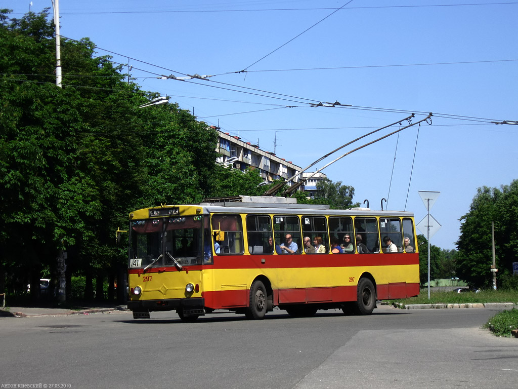 Киев, Škoda 14Tr02/6 № 297