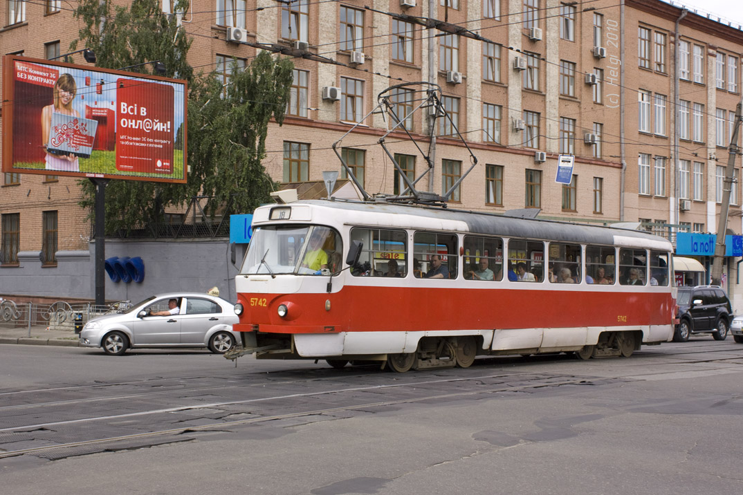 Киев, Tatra T3SU № 5742
