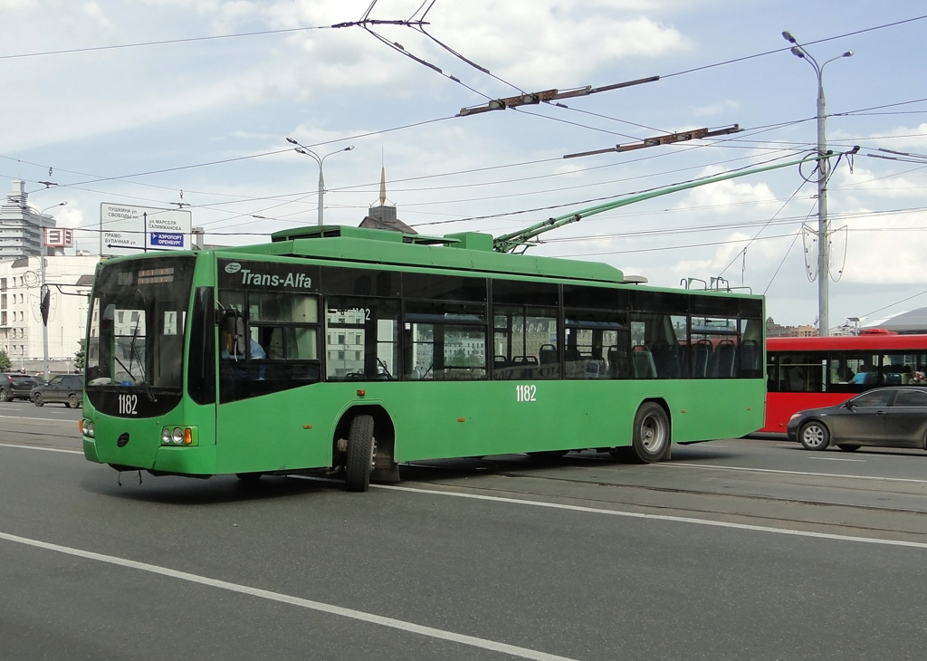 Казань, ВМЗ-5298.01 «Авангард» № 1182