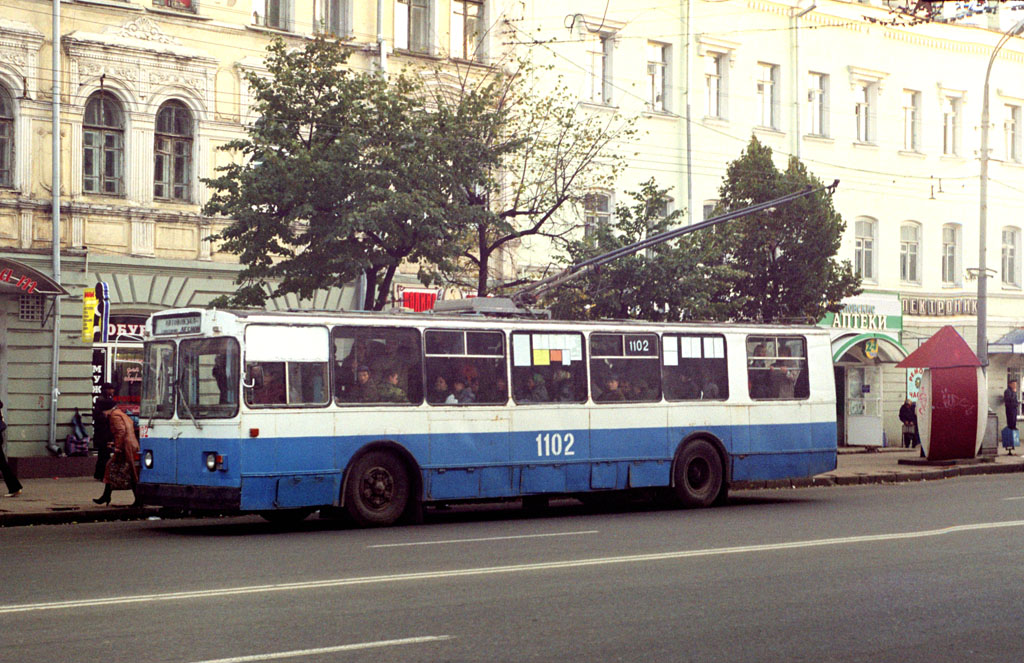 Орёл, ЗиУ-682В-012 [В0А] № 1102; Орёл — Исторические фотографии [1992-2005]