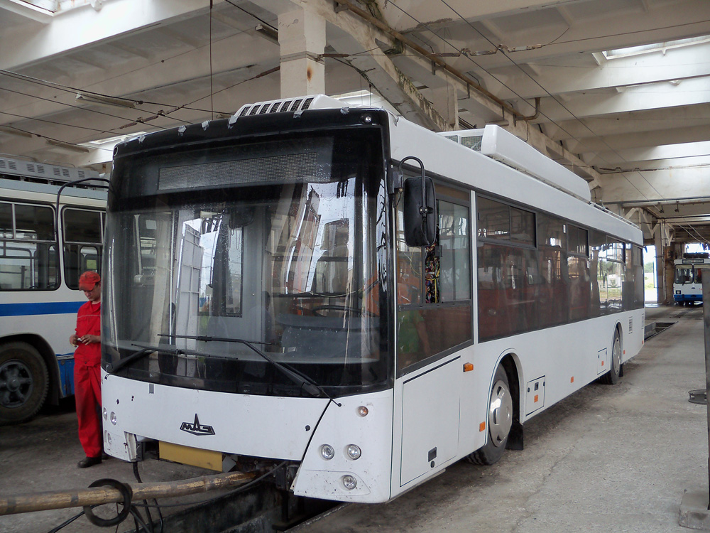 Севастополь, МАЗ-ЭТОН Т203 № 211