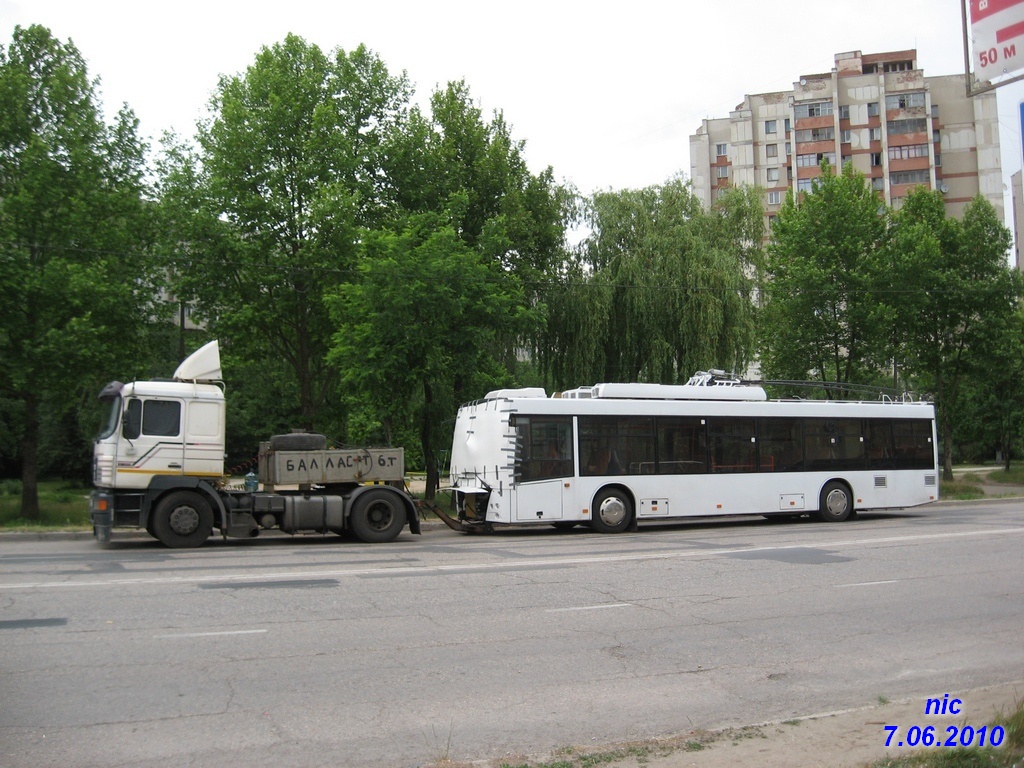 Севастополь, МАЗ-ЭТОН Т203 № 211