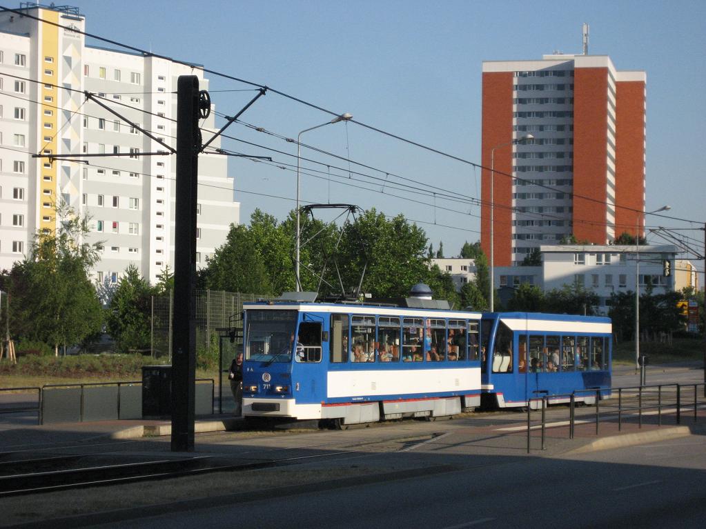 Росток, Tatra T6A2M № 711