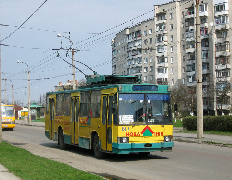 Луцк, ЮМЗ Т2 № 197