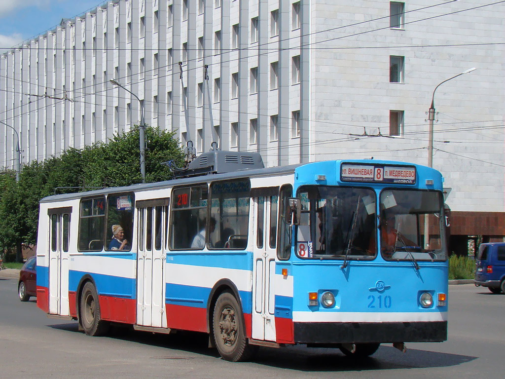 Йошкар-Ола, ЗиУ-682В № 210