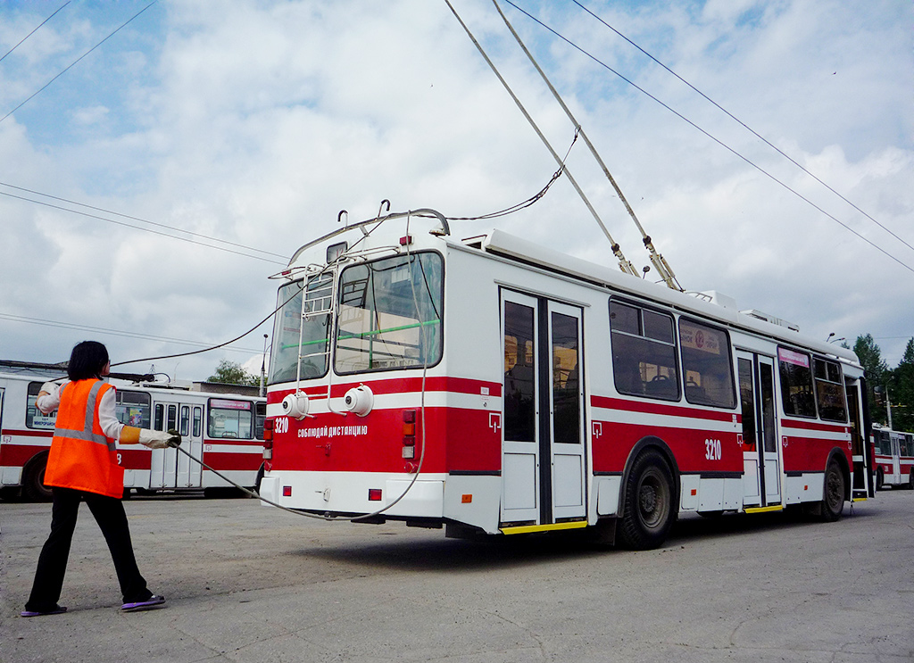 Самара, ЗиУ-682Г-016.03 № 3210