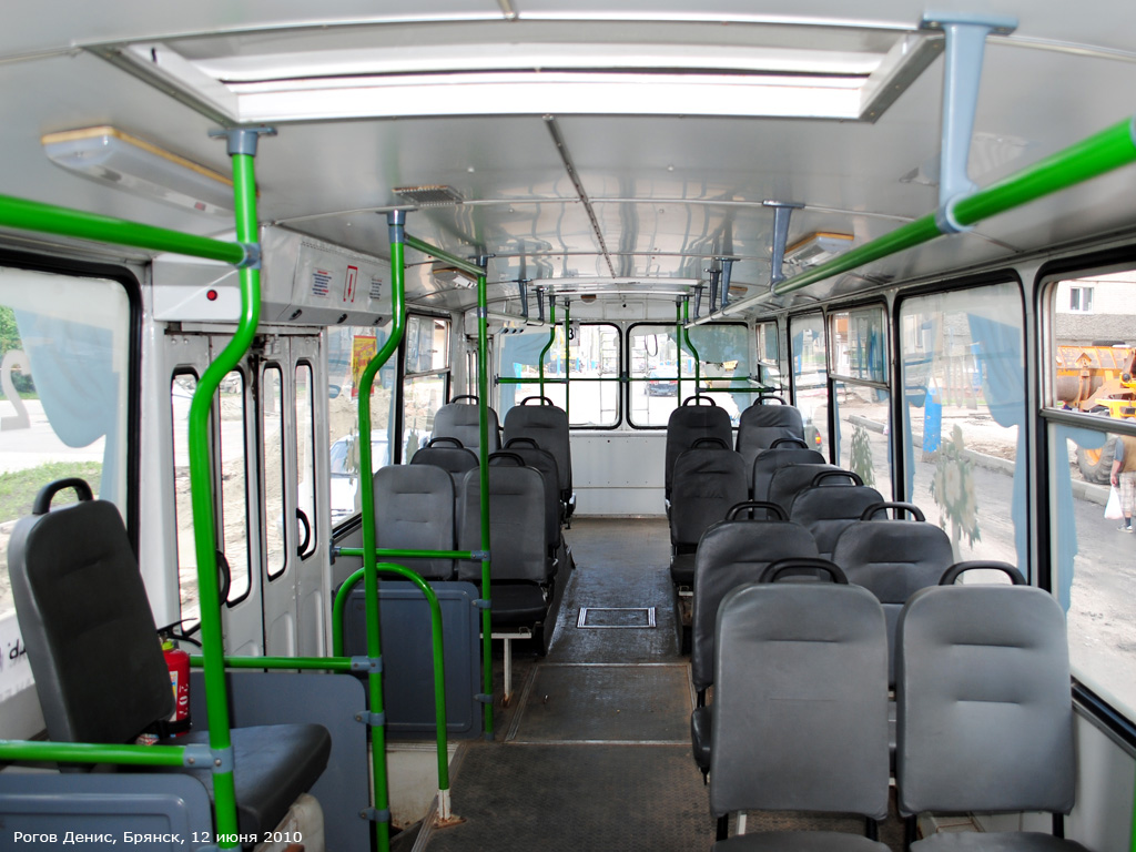 Брянск, ЗиУ-682Г-016 (018) № 2072; Брянск — Салоны