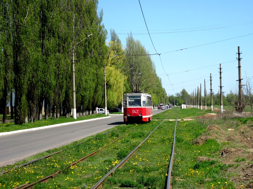 Авдеевка, 71-605 (КТМ-5М3) № 042