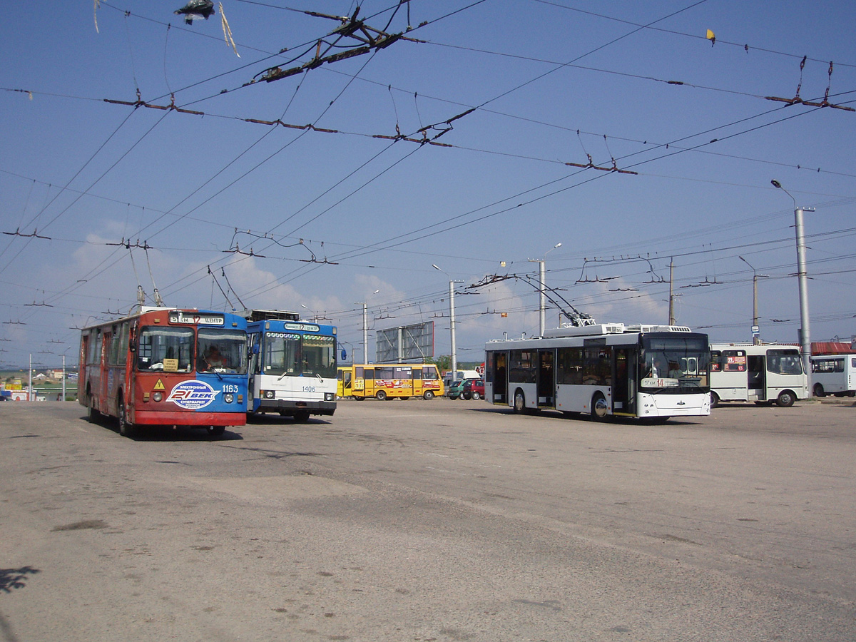 Szevasztopol, ZiU-682V-012 [V0A] — 1163; Szevasztopol, MAZ-ETON T203 — 211; Szevasztopol — Trolleybus lines and rings