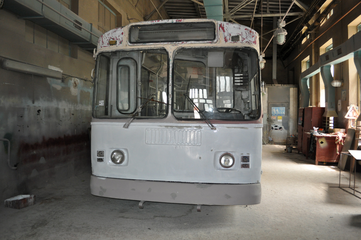 Севастополь, ЗиУ-682В-012 [В0А] № 1142