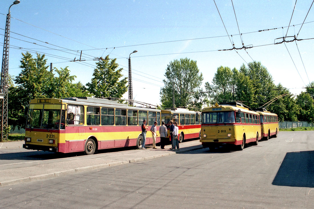 Рига, Škoda 14Tr89/6 № 2-231; Рига, Škoda 9TrH29 № 2-911