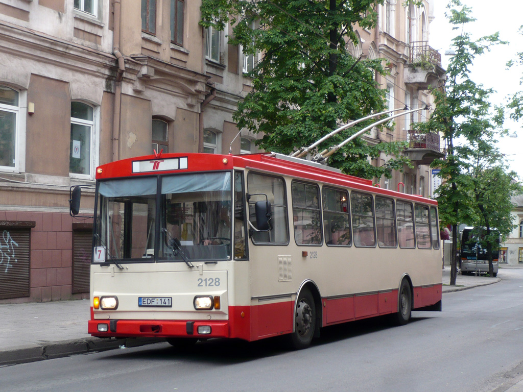 Vilnius, Škoda 14Tr10/6 č. 2128