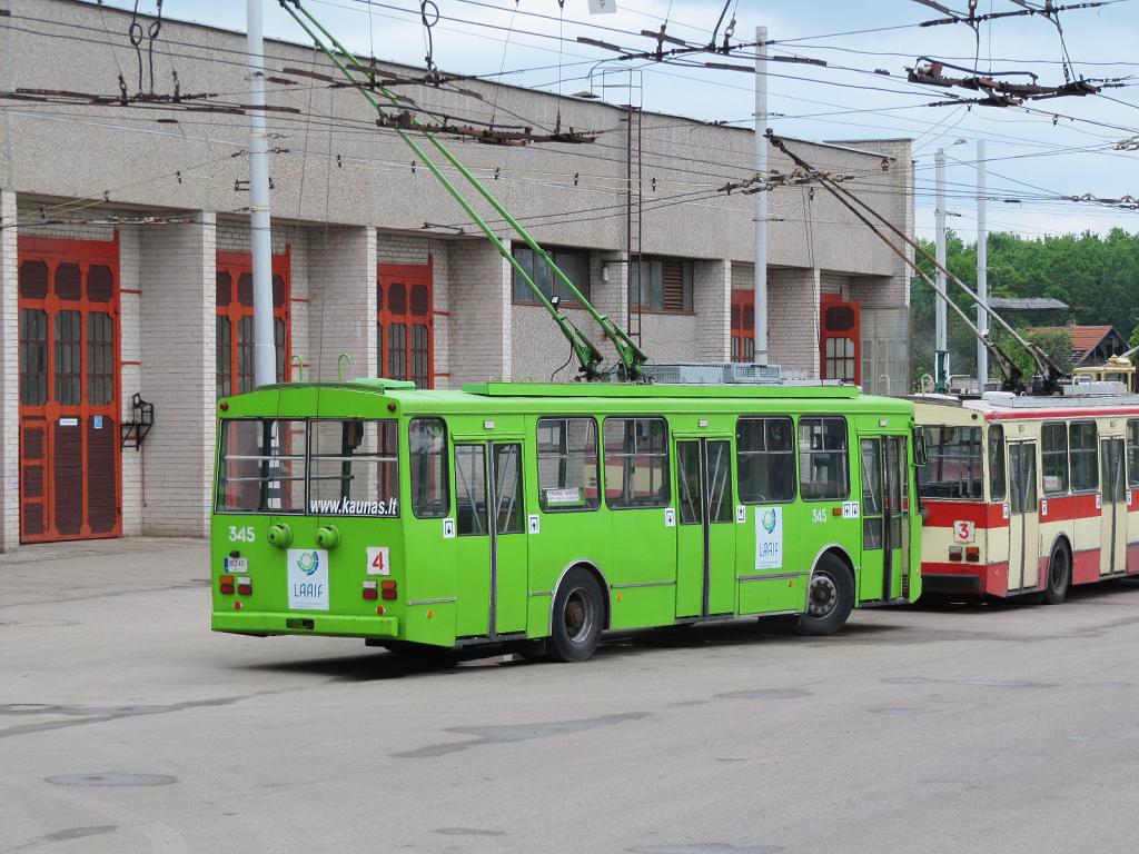 Каунас, Škoda 14Tr13/6 № 345