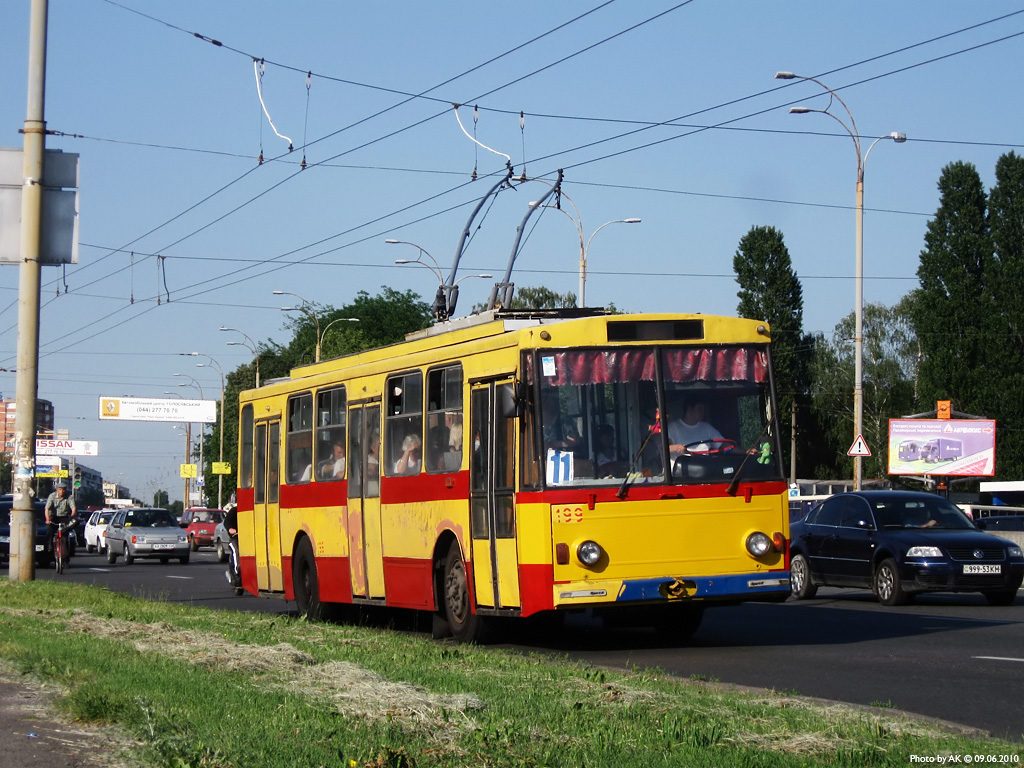 Киев, Škoda 14Tr02/6 № 199