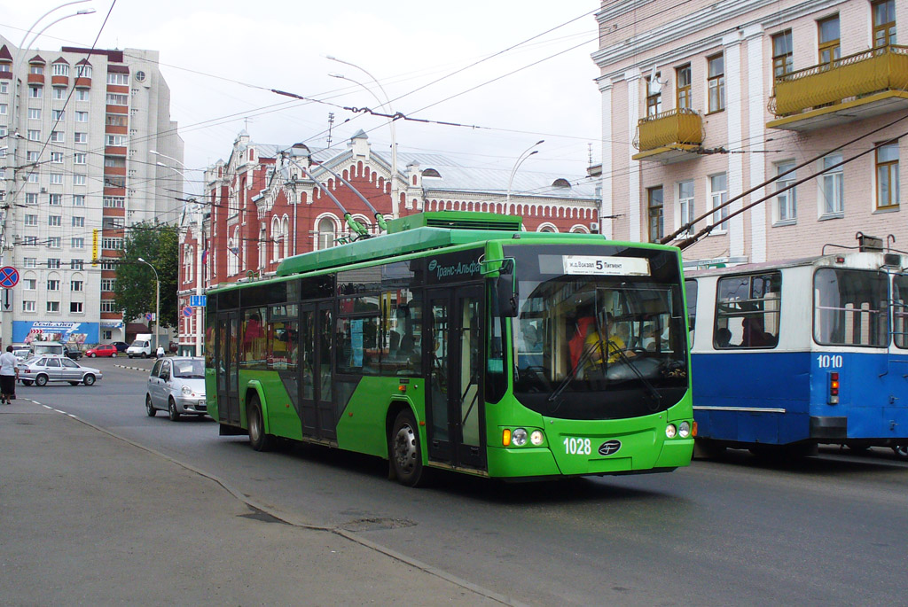 Тамбов, ВМЗ-5298.01 «Авангард» № 1028