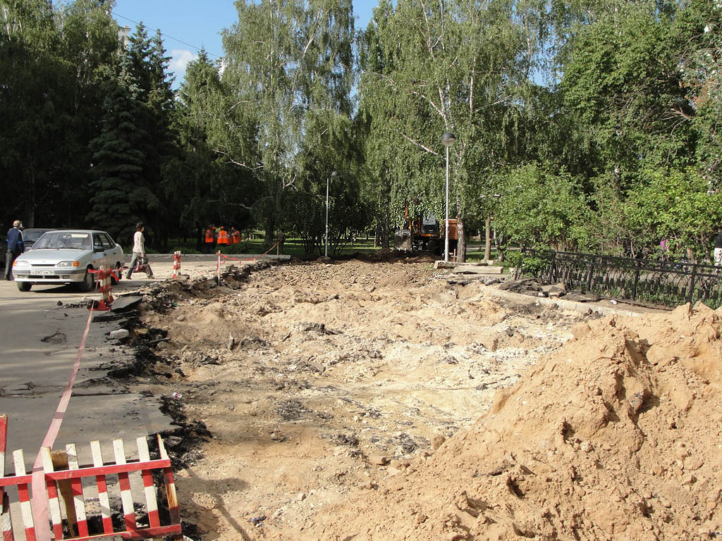 Kazan — Constuction of new tram line on Energetics and Serov streets