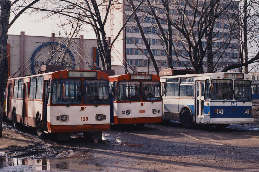 Тамбов, ЗиУ-682В № 1139; Тамбов, ЗиУ-682В № 1010; Тамбов, ЗиУ-683В01 № 1202