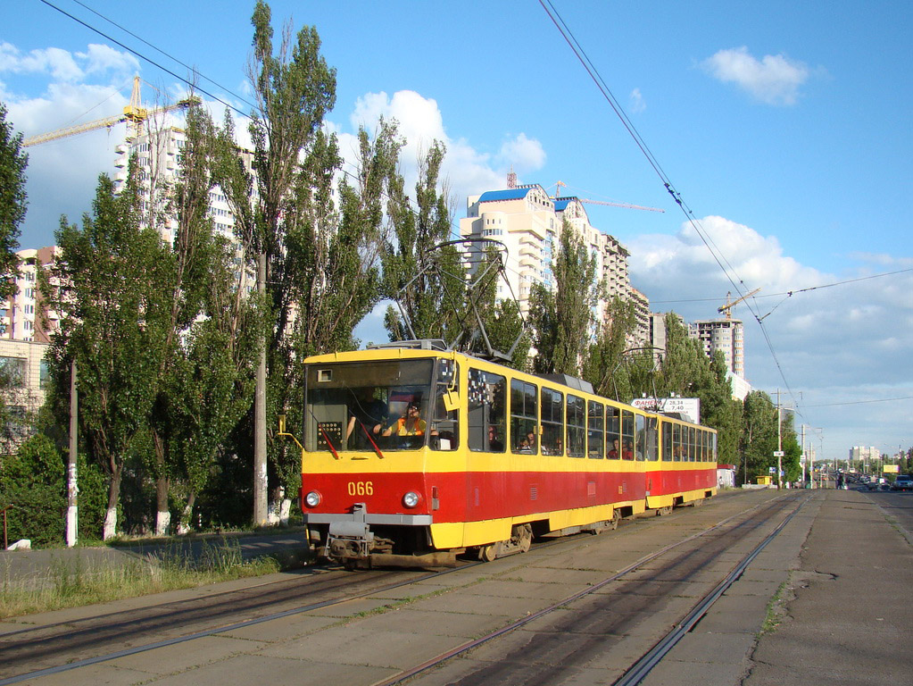 Киев, Tatra T6B5SU № 066