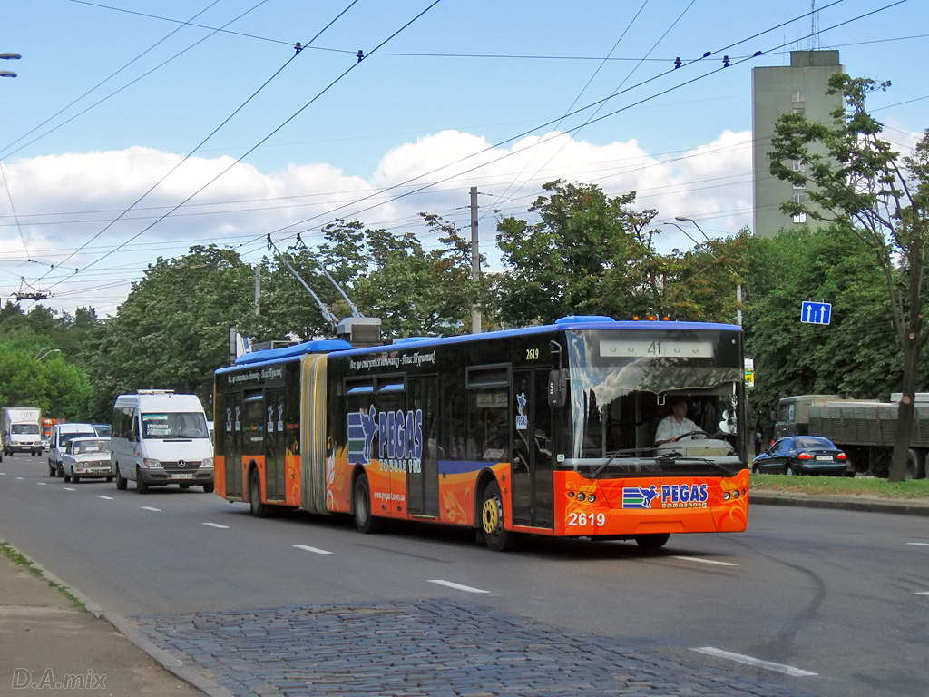Kyjev, LAZ E301D1 č. 2619