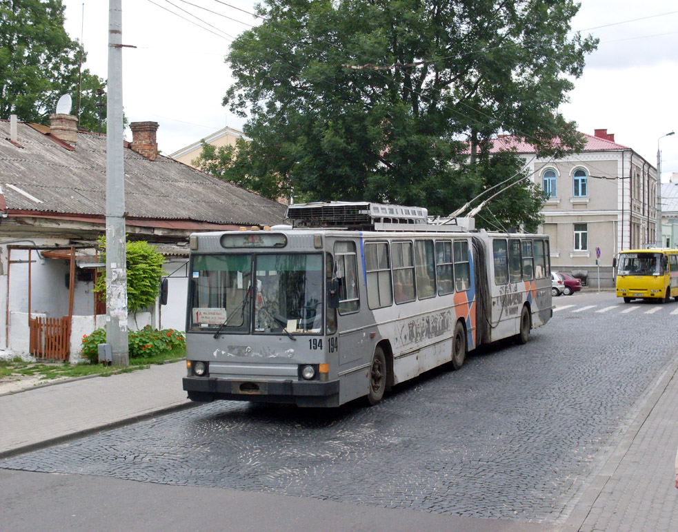 Луцк, ЮМЗ Т1 № 194