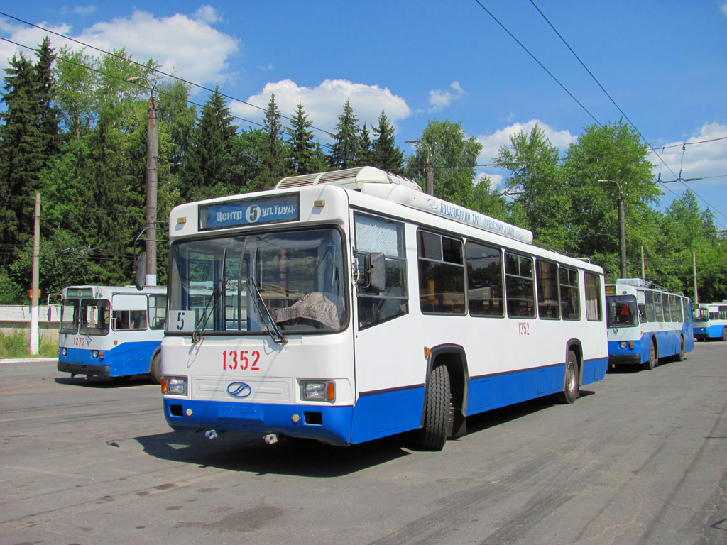 Iževsk, BTZ-52761А č. 1352