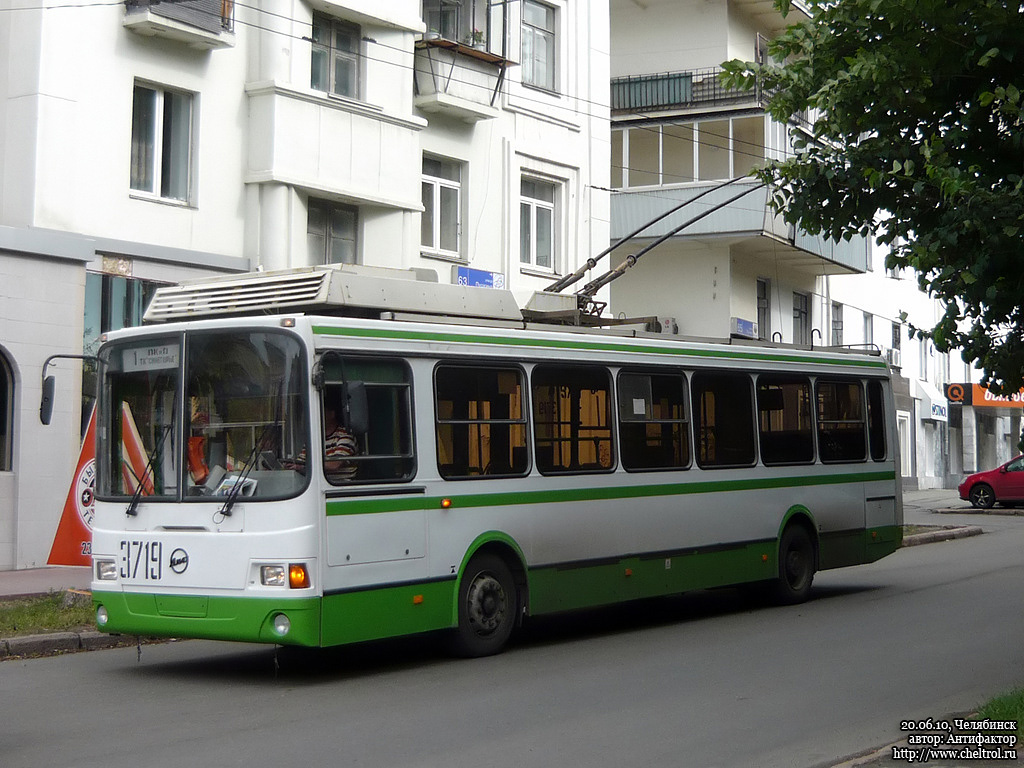 Czelabińsk, LiAZ-5280 (VZTM) Nr 3719