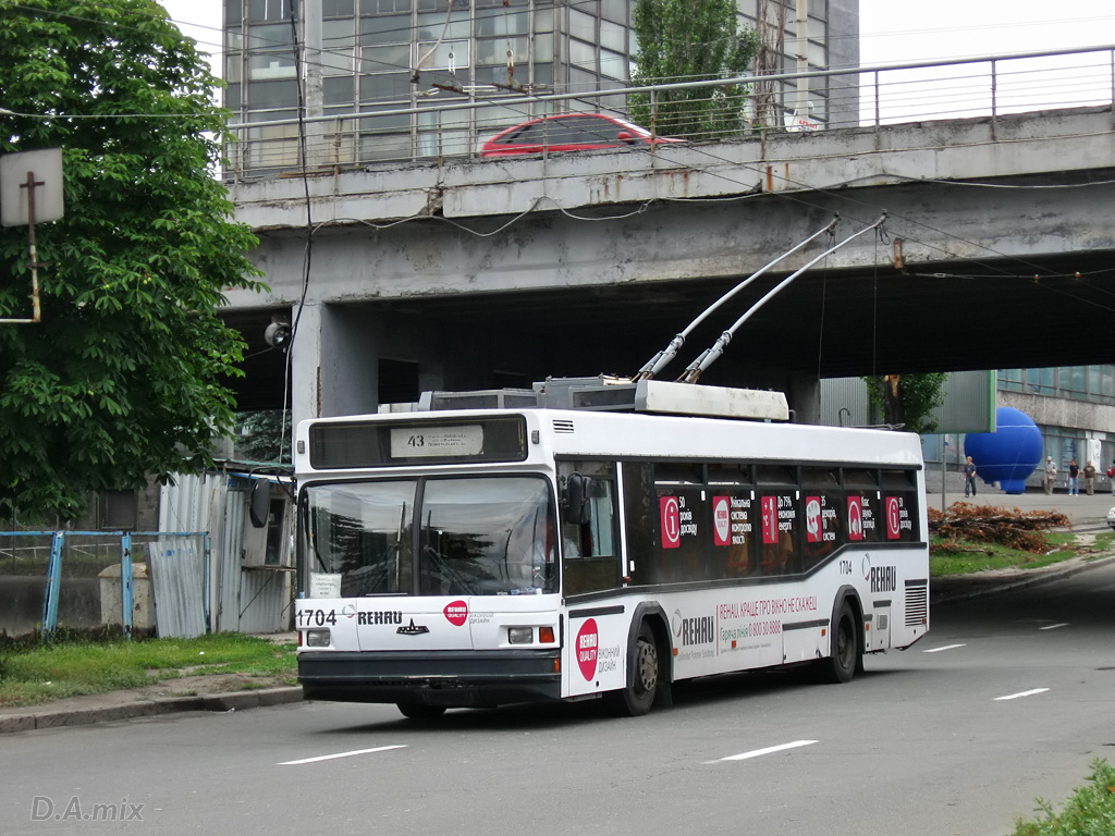 Киев, МАЗ-103Т № 1704