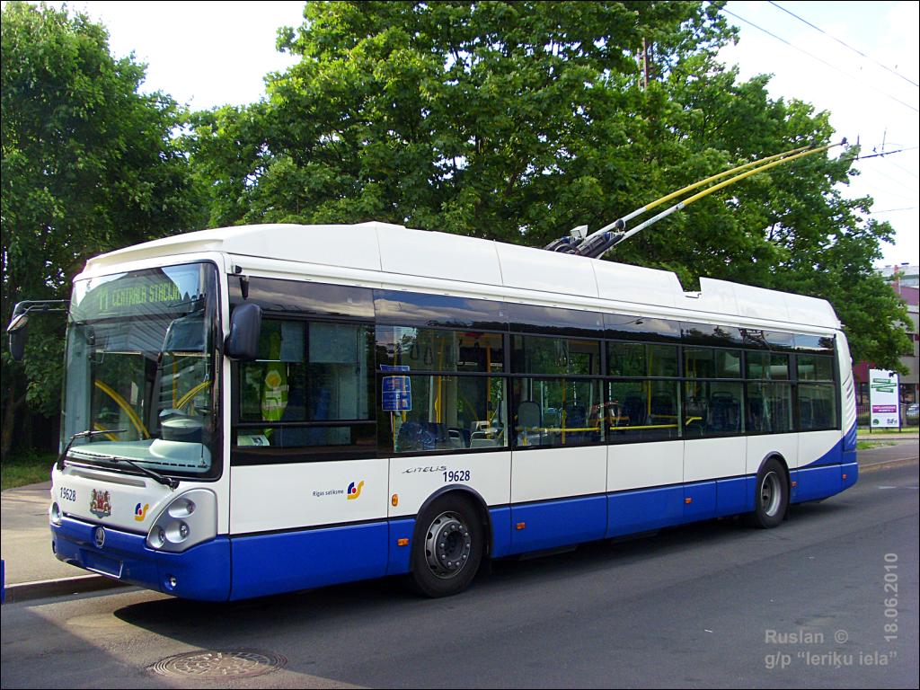 Рига, Škoda 24Tr Irisbus Citelis № 19628