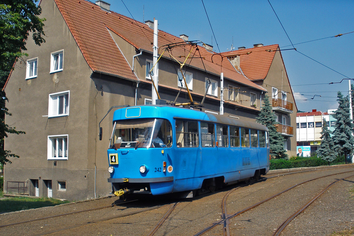 Мост ― Литвинов, Tatra T3M.3 № 242