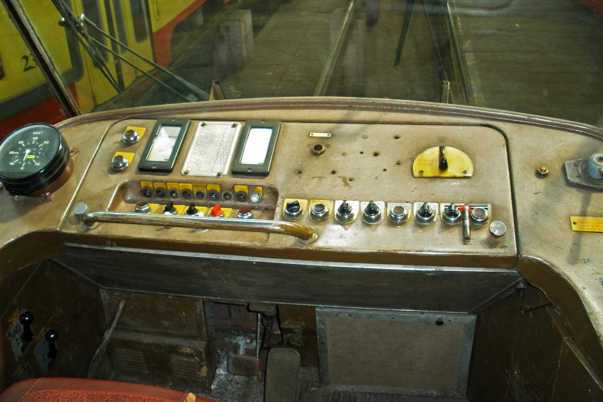 Мост ― Литвинов, Tatra T3 № 206