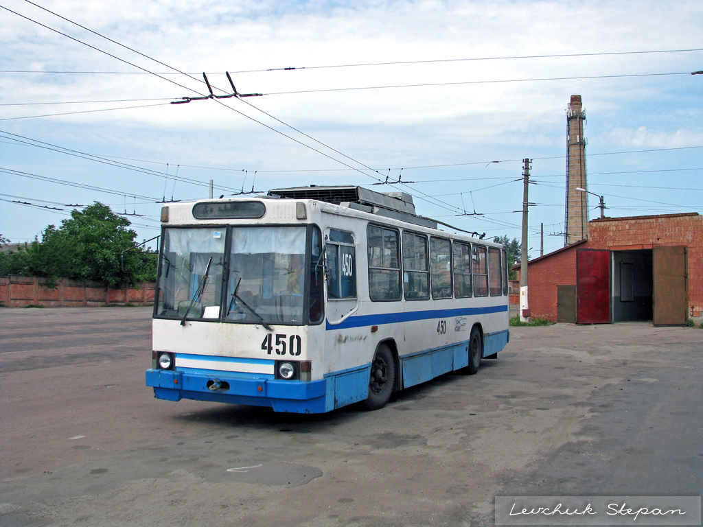 Чернигов, ЮМЗ Т2 № 450